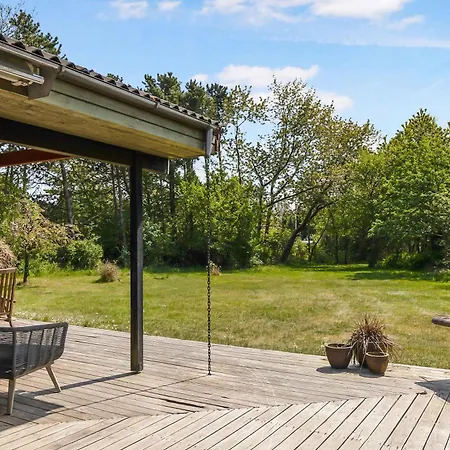 بيت للعطل Cozy Sommerhouse Near The Sea