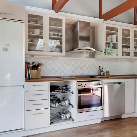 Cozy Sommerhouse Near The Sea * Nykøbing Sjælland