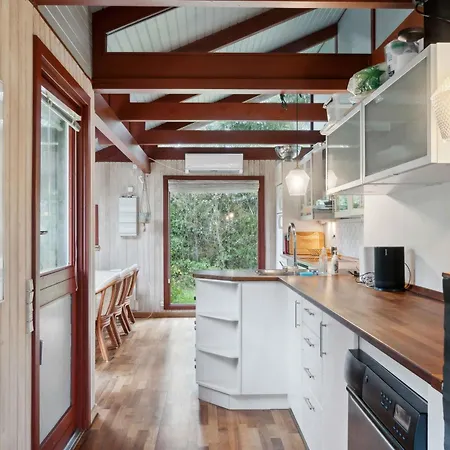بيت للعطل Cozy Sommerhouse Near The Sea Nykøbing Sjælland
