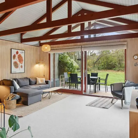 Cozy Sommerhouse Near The Sea Nykøbing Sjælland