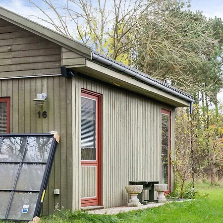 بيت للعطل Cozy Sommerhouse Near The Sea *