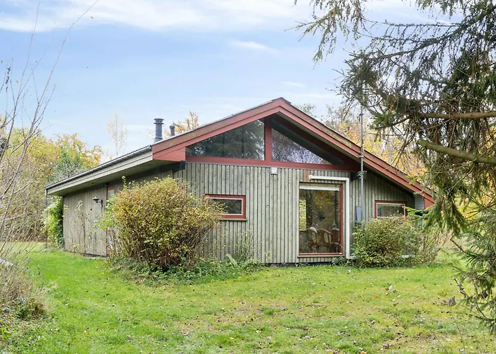 Cozy Sommerhouse Near The Sea Nykøbing Sjælland